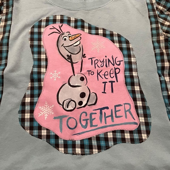 Unique Flannel Sleeve Holiday Sweatshirt I’m trying to keep it together L XL - Picture 2 of 6